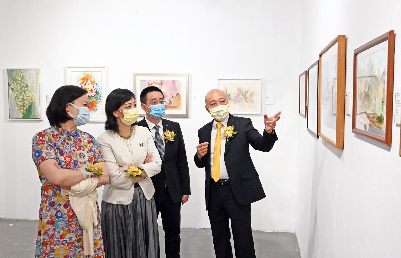 澳门与香港开奖号码的异同，2014年新视角下的对比分析2020澳门今晚开奖结果加几率